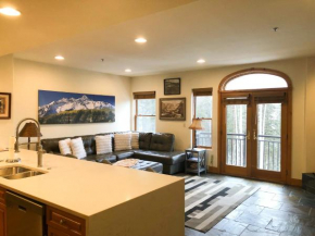 Bear Creek Lodge 209A by Alpine Lodging Telluride Telluride